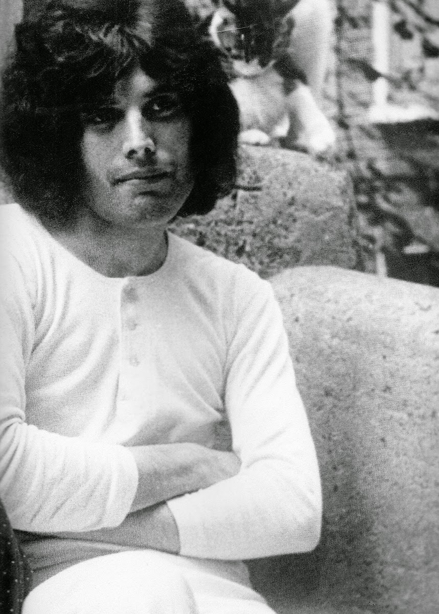 Freddie Mercury 1969 2
