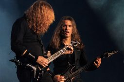 imagen de KIKO LOUREIRO deja temporalmente Megadeth